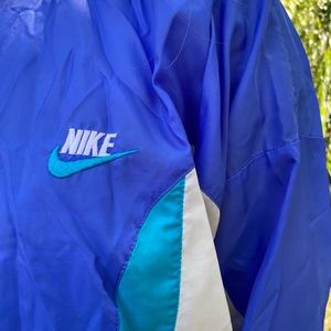 Vintage NIKE windbreaker